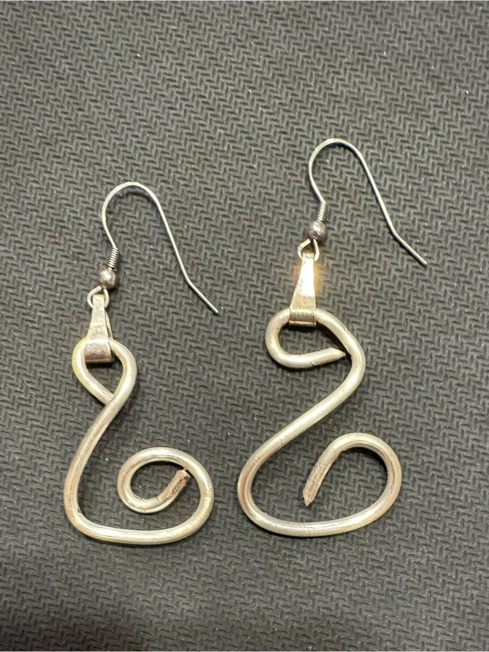Handcrafted Artisan Silver-tone Wire Drop Abstract Dangling Earrings